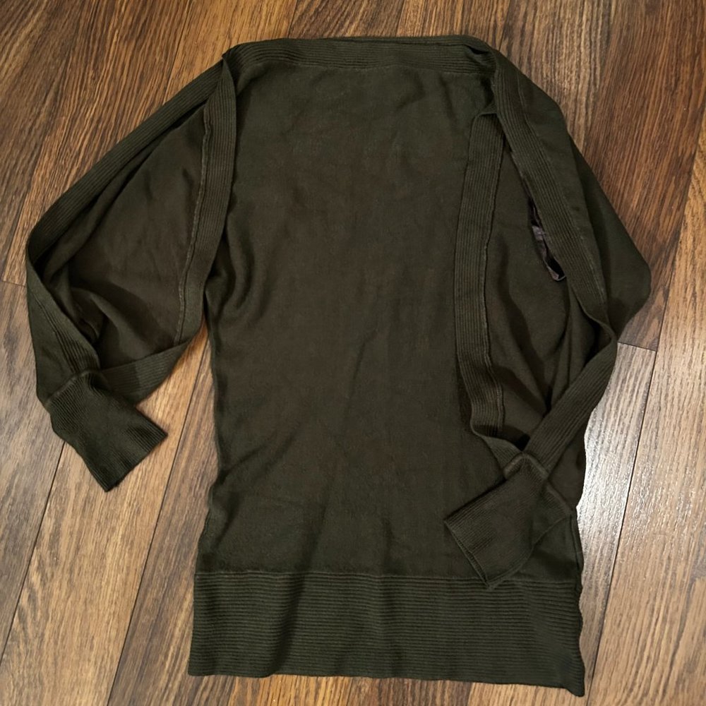 Green Costa Blanca Sweater with semi dolman slit open sleeves